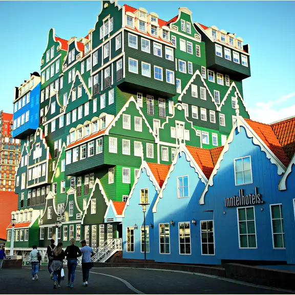 Opvallende architectuur in Zaandam