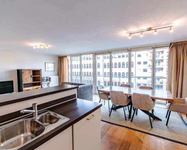 Foto #11 Appartement Valkenburgerstraat Amsterdam