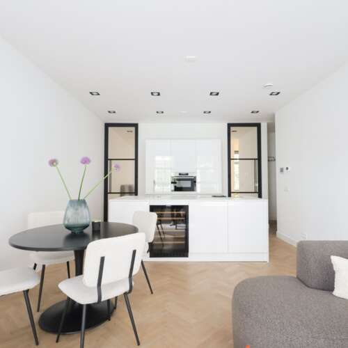 Foto #0 Appartement Van Eeghenstraat Amsterdam