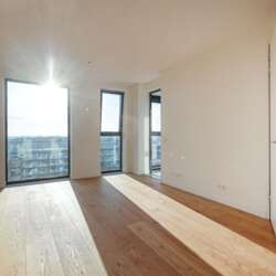 Foto #1 Appartement Bijlmerplein Amsterdam