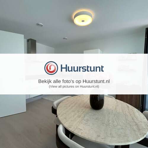 Woning aan de Pampuskade te Rotterdam