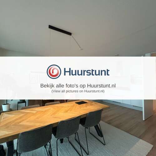 Woning aan de Pampuskade te Rotterdam