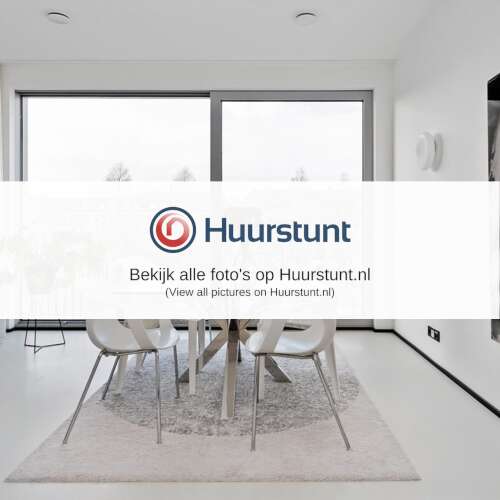 Woning aan de Valkenburgerstraat te Amsterdam