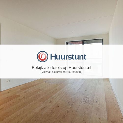 Woning aan de Bijlmerplein te Amsterdam