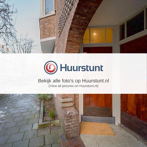 Woning aan de Piet Gijzenbrugstraat te Amsterdam