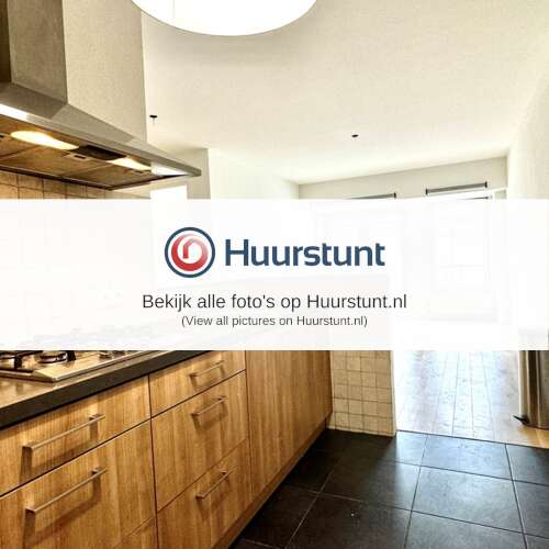 Woning aan de Van Oldenbarneveldtstraat te Amsterdam