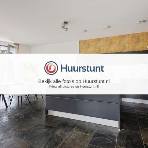 Woning aan de Koninginneweg te Bergen (NH)