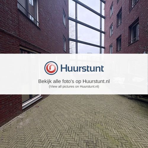 Woning aan de Hugo de Grootkade te Amsterdam