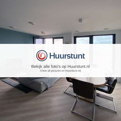 Woning aan de Badhuiskade te Amsterdam