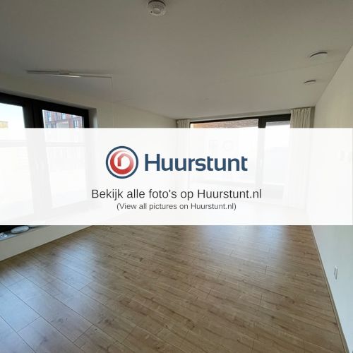 Woning aan de Oostenburgermiddenstraat te Amsterdam