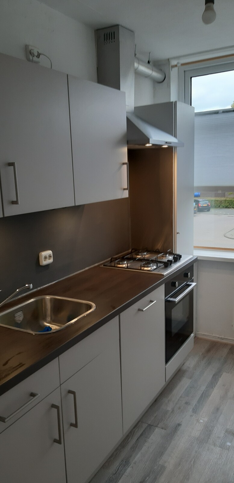 Woning aan de Bloemenoordplein te Waalwijk