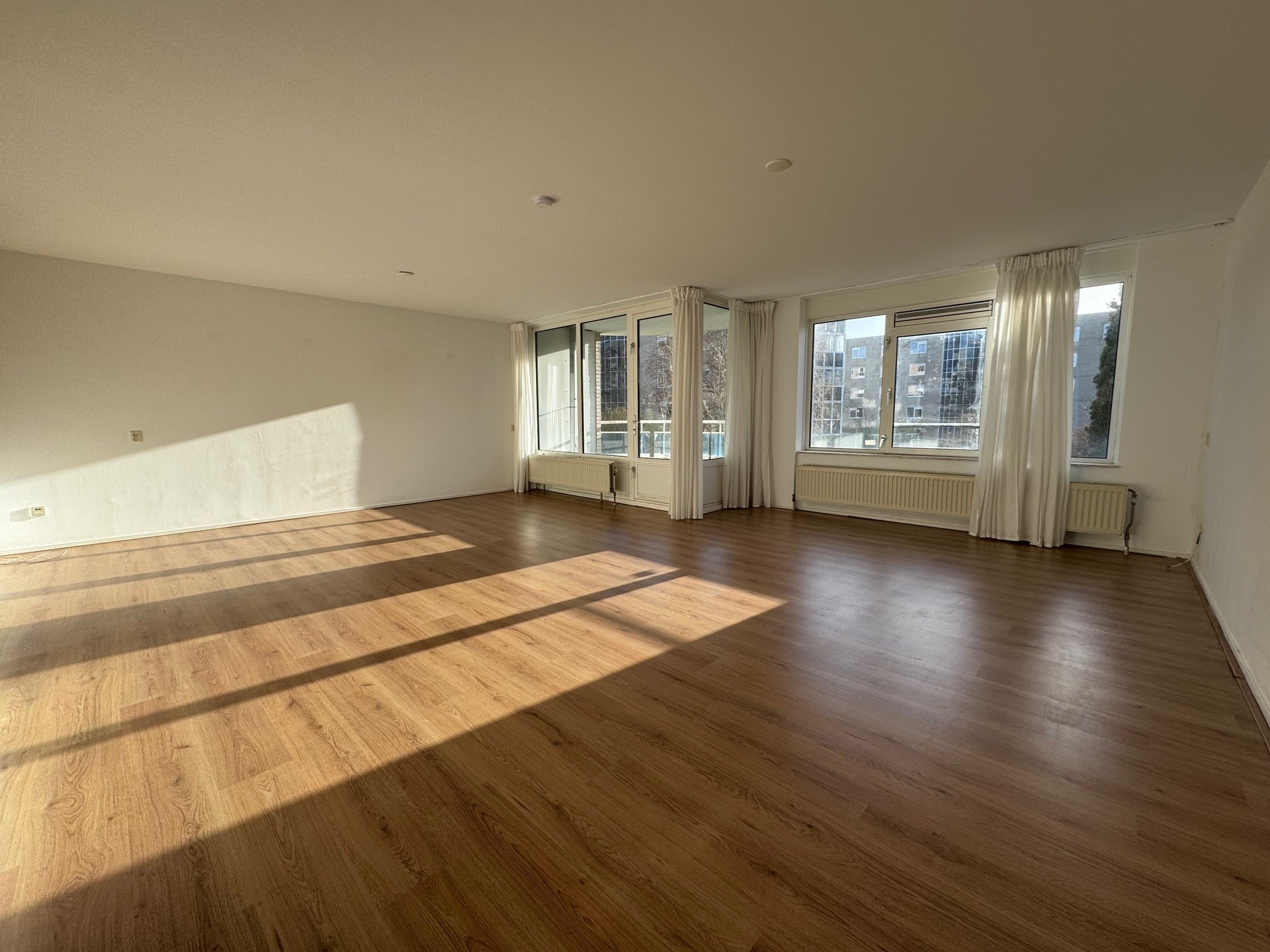 Woning aan de Krooswijkhof te Amsterdam