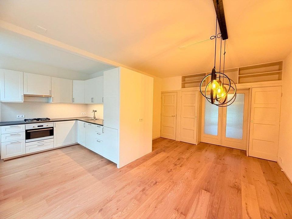 Woning aan de Vechtstraat te Amsterdam