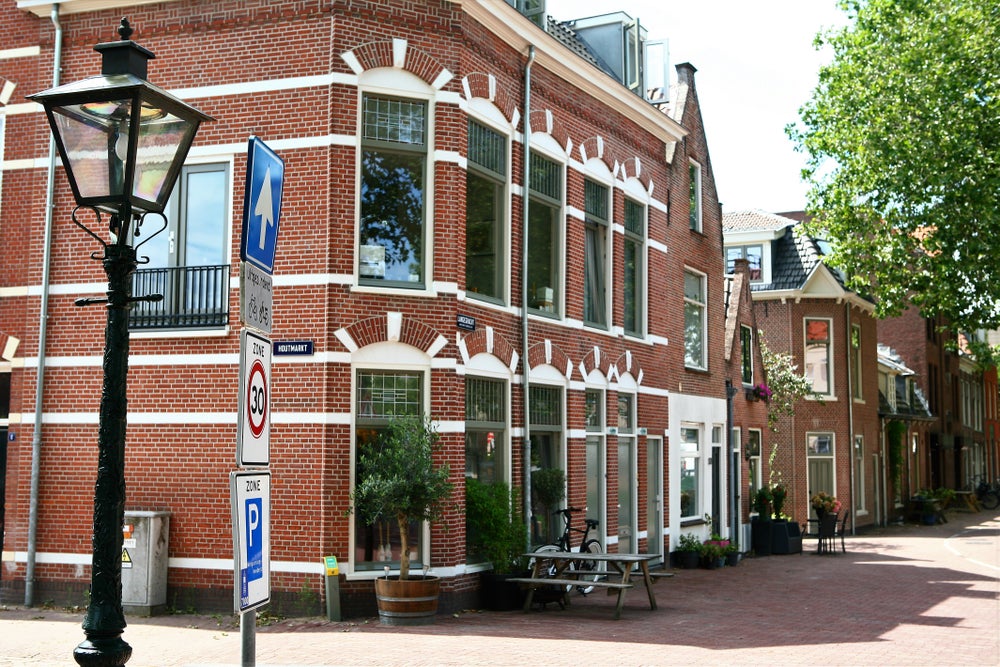 Kamer te huur in de Langegracht in Leiden