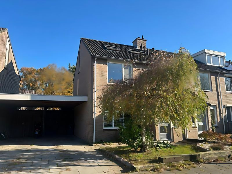 Woning aan de Mevr. Brantlaan te Waalre