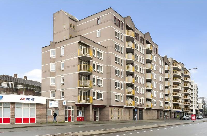 Woning aan de Stationsweg te Eindhoven