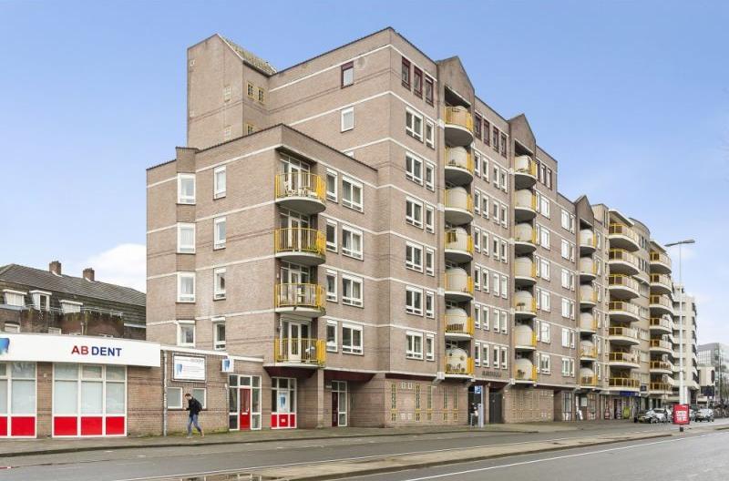 Woning aan de Stationsweg te Eindhoven