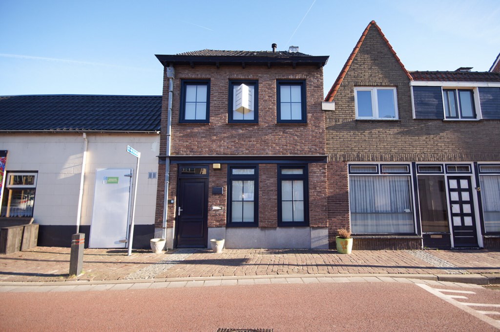 Woning in Sint Jansteen - Wilhelminastraat