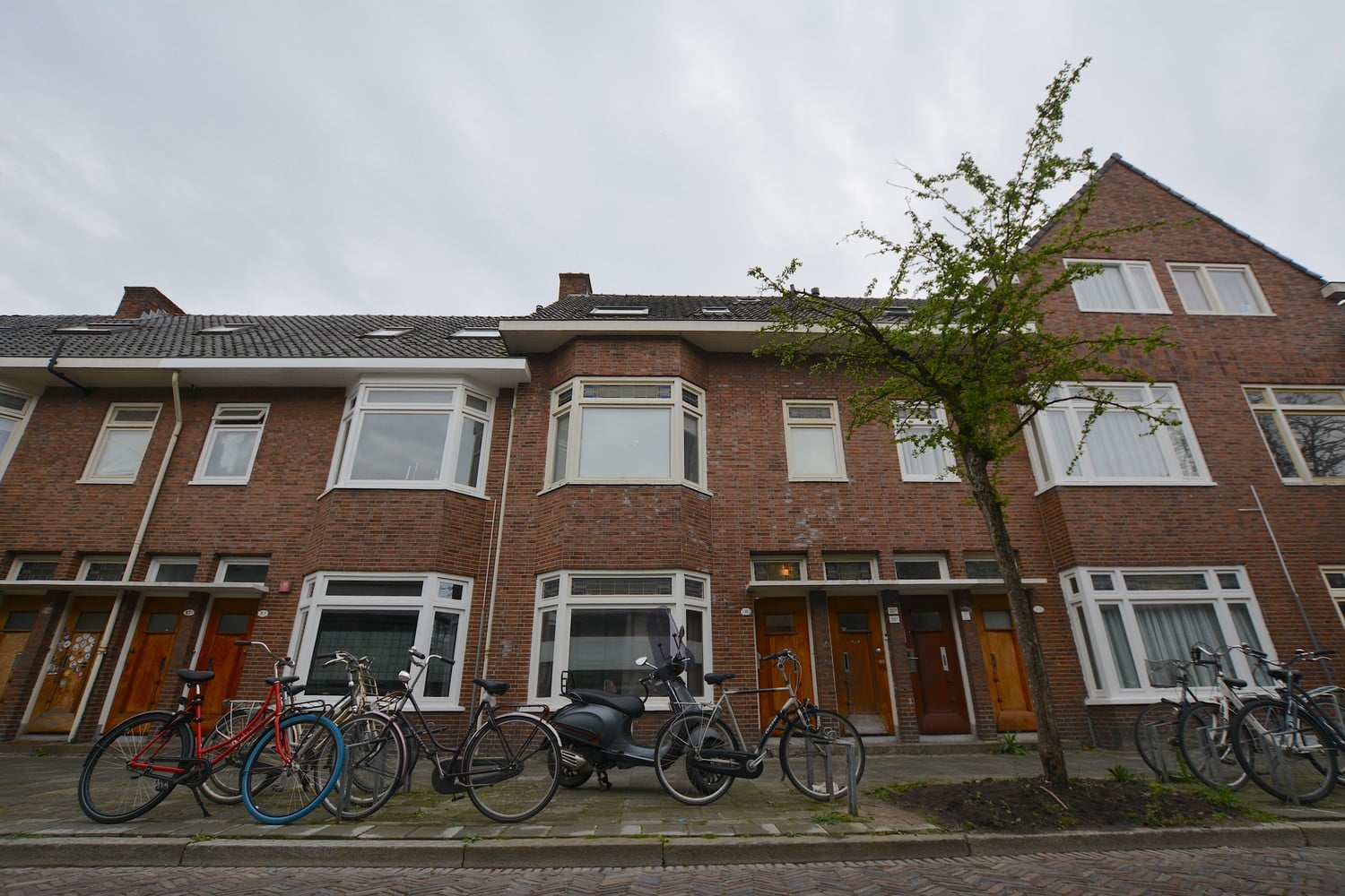Woning aan de C.H. Petersstraat te Groningen