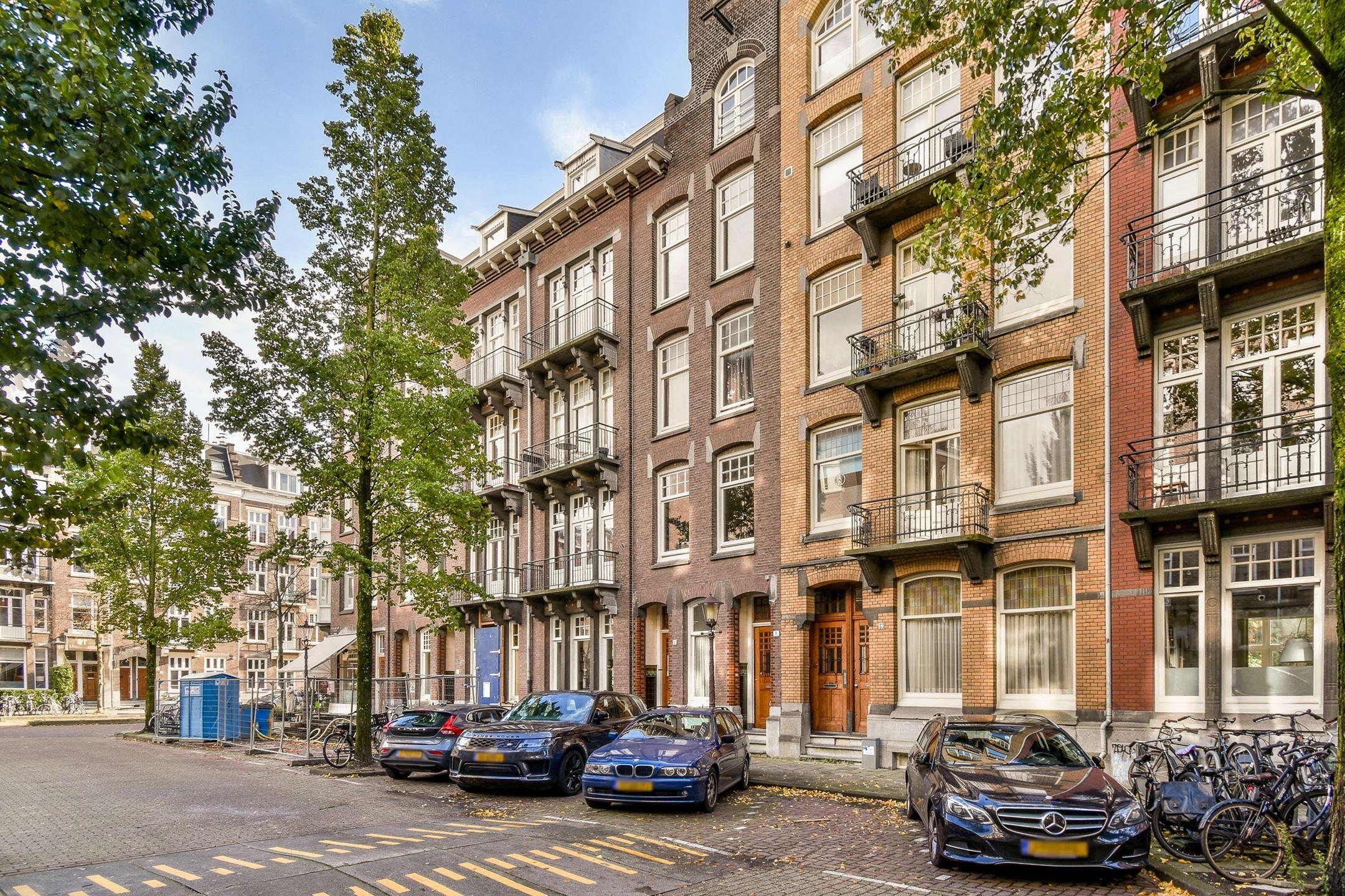 Woning in Amsterdam - Frans van Mierisstraat