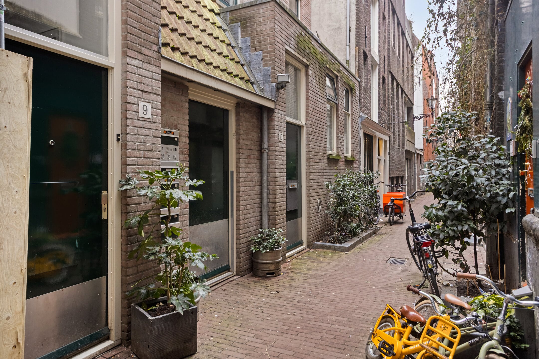 Woning aan de Heintje Hoekssteeg te Amsterdam