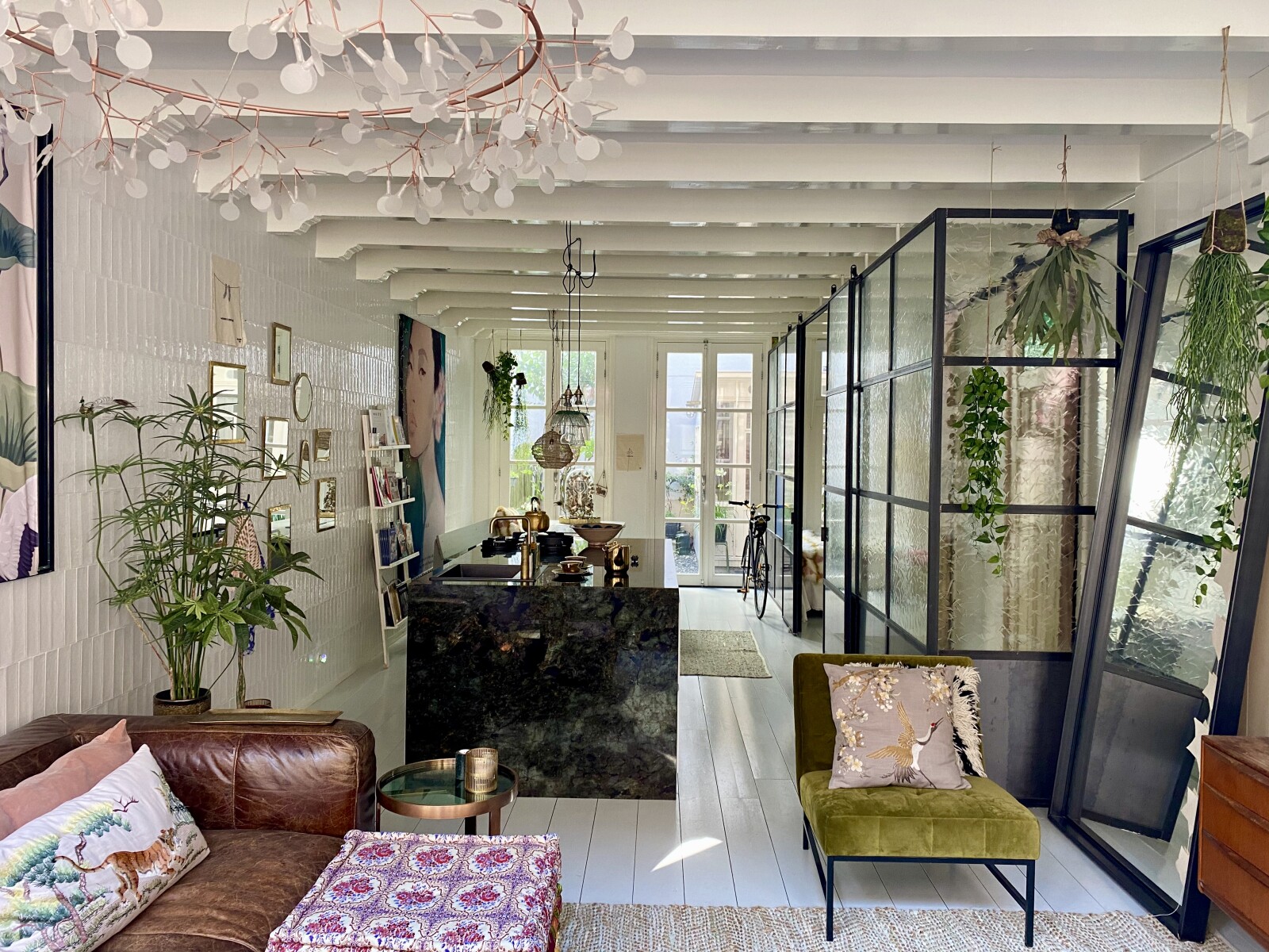 Tweede Anjeliersdwarsstraat 14