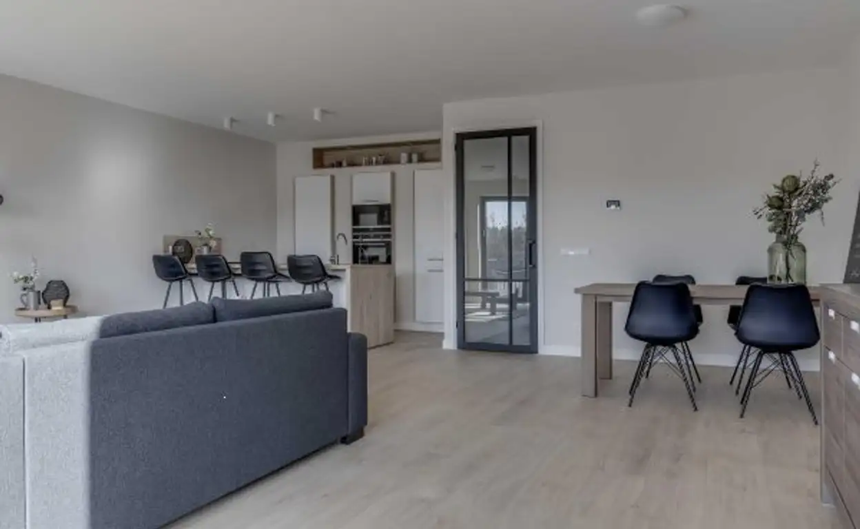 Foto #18 Appartement Emmastraat Rozenburg