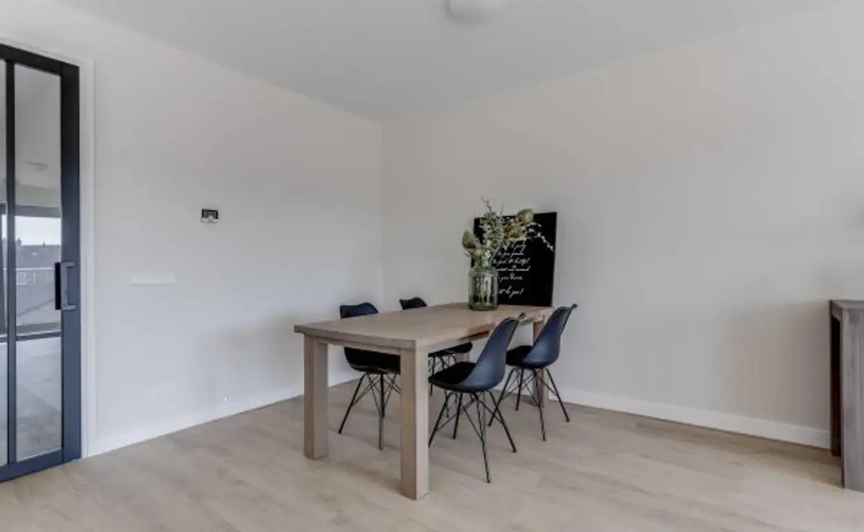 Foto #25 Appartement Emmastraat Rozenburg