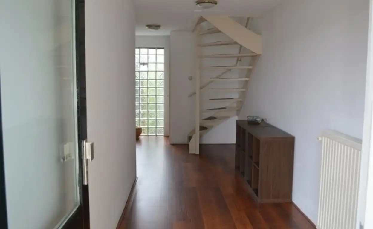 Foto #1 Huurwoning Industriehaven Hellevoetsluis