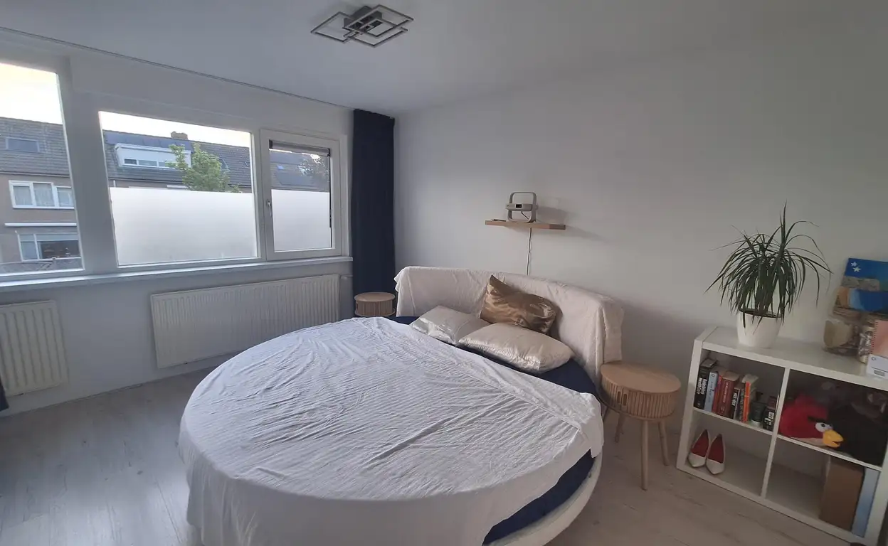 Foto #10 Huurwoning Noten-bogerd Hendrik-Ido-Ambacht
