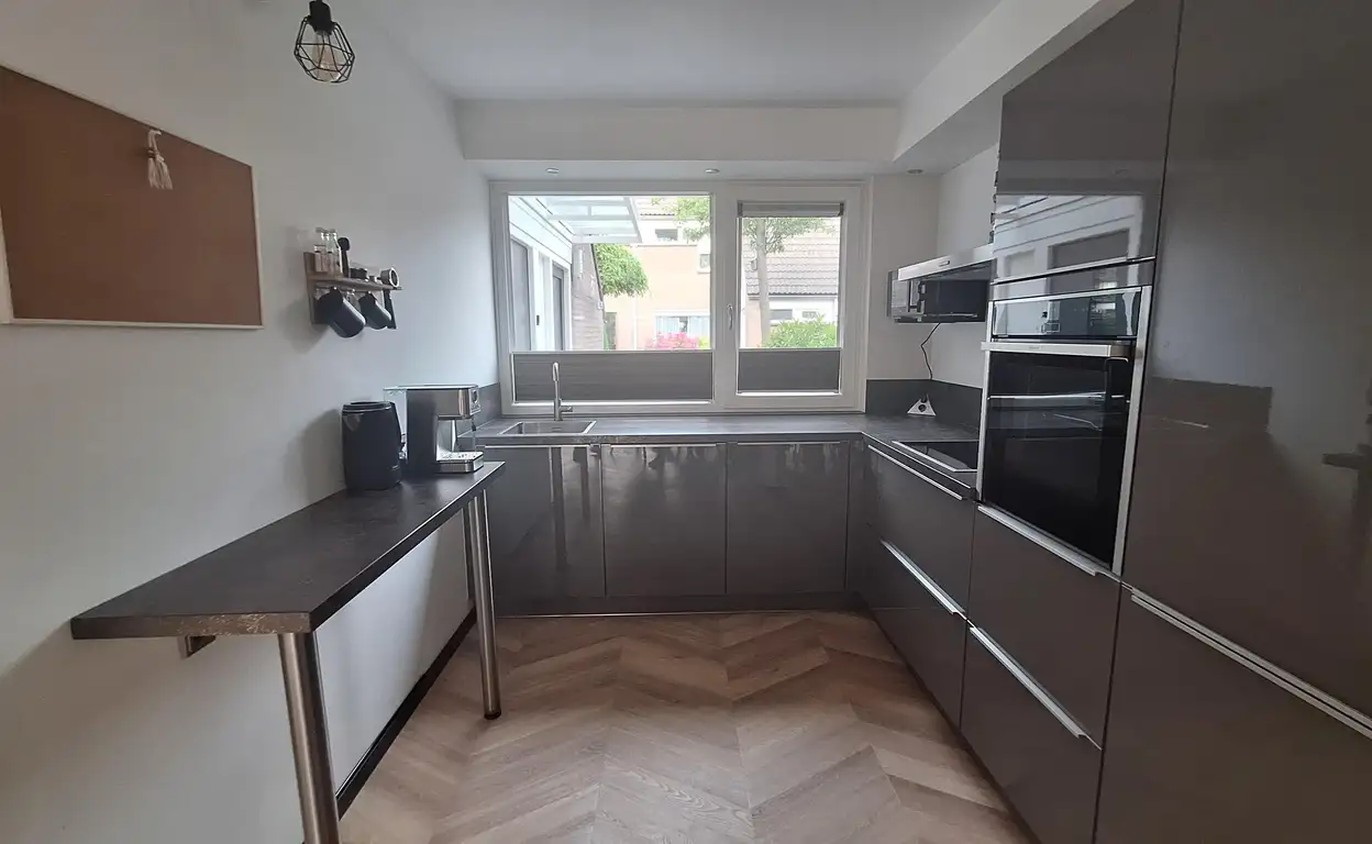 Foto #4 Huurwoning Noten-bogerd Hendrik-Ido-Ambacht