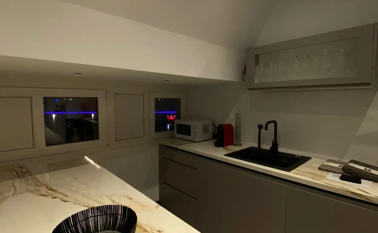 Foto #8 Appartement Europaplein Amsterdam