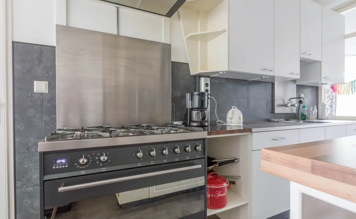 Foto #8 Appartement Bernard Shawsingel Amsterdam