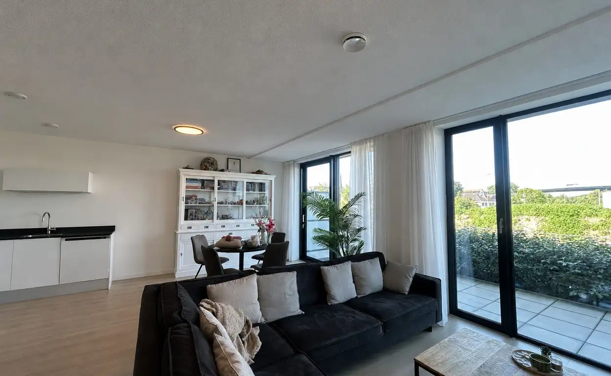 Foto #9 Appartement Pampuskade Rotterdam