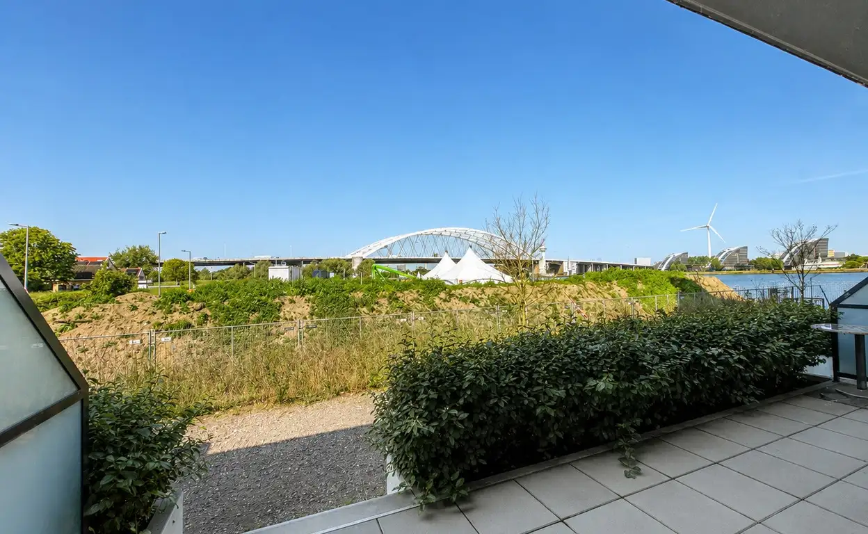Foto #10 Appartement Pampuskade Rotterdam