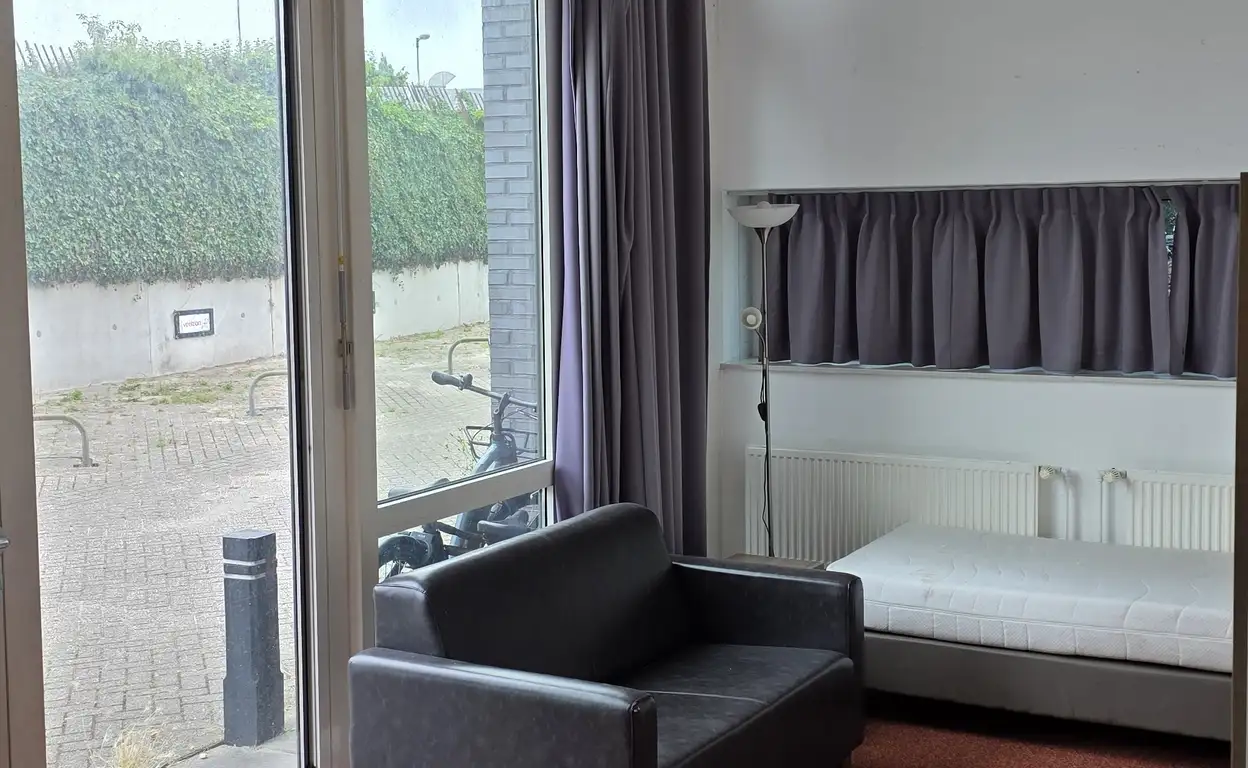 Foto #2 Kamer Duivendrechtsekade Amsterdam