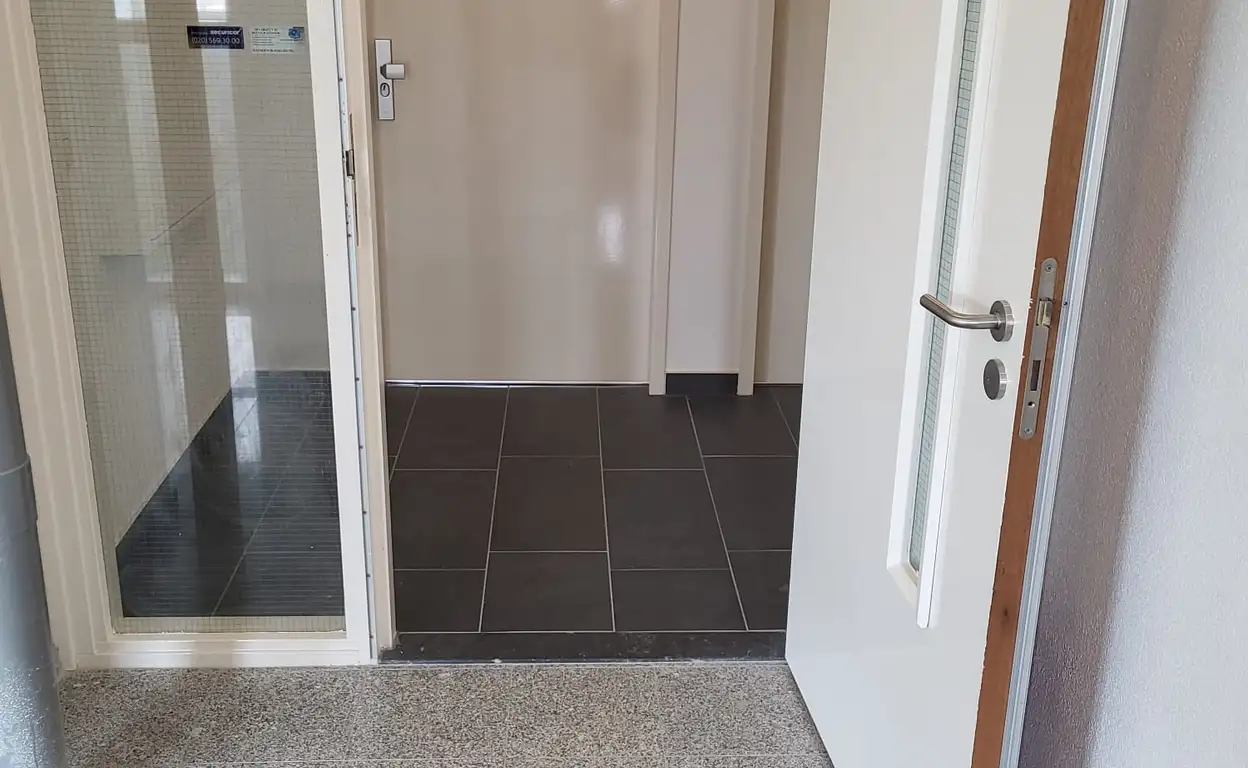 Foto #5 Kamer Duivendrechtsekade Amsterdam