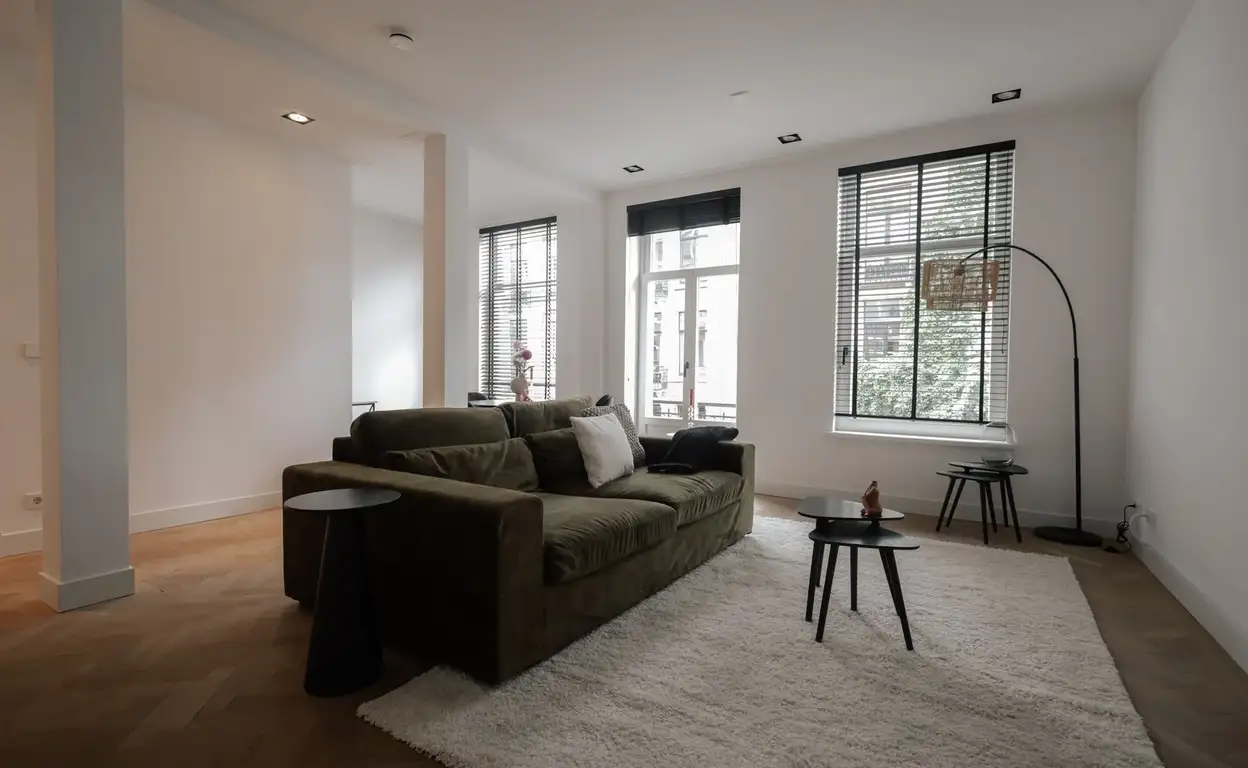 Foto #0 Appartement Van Eeghenstraat Amsterdam