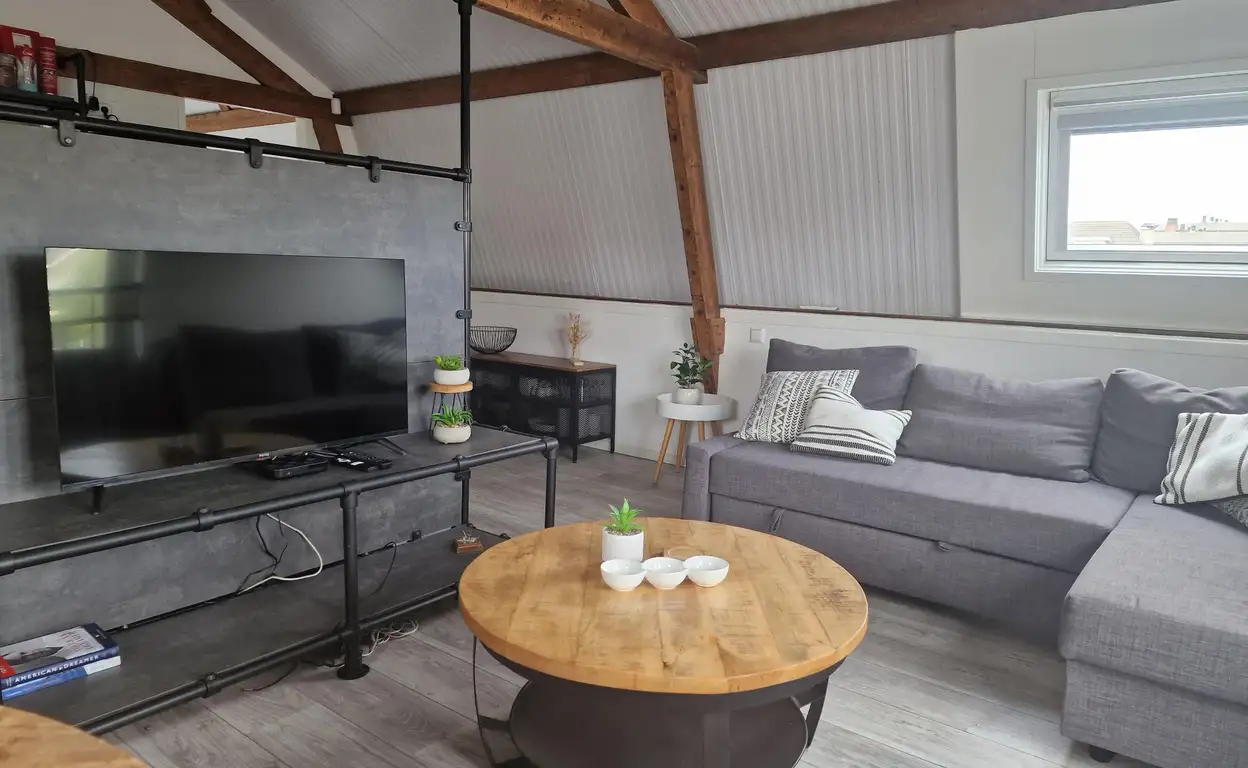 Foto #11 Appartement Hoge Rijndijk Zoeterwoude