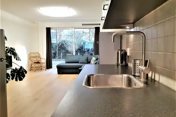 Foto #13 Appartement Makassarstraat Amsterdam