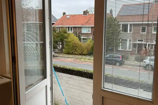 Foto #5 Kamer Bleeklaan Leeuwarden