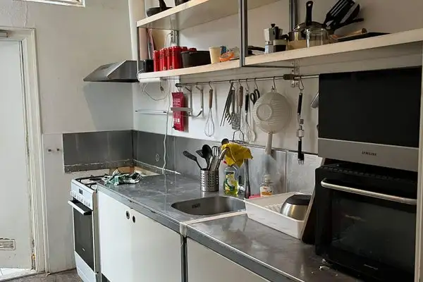 Foto #8 Kamer Bleeklaan Leeuwarden