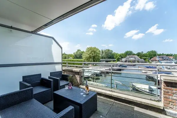 Foto #0 Appartement Veerpolder Warmond