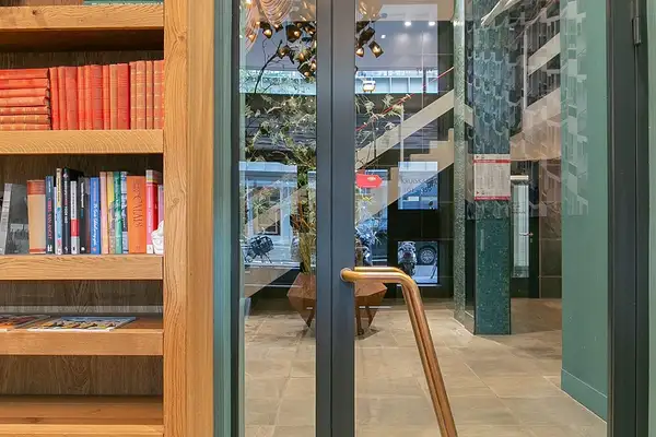 Foto #19 Appartement Kruiskade Rotterdam