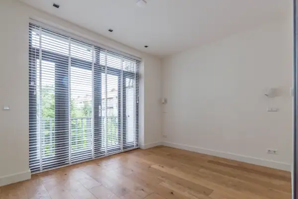 Foto #3 Appartement Postjeskade Amsterdam