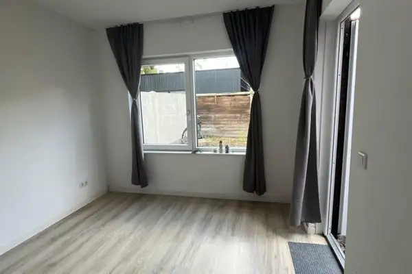 Foto #1 Studio Esdoornlaan Roosendaal