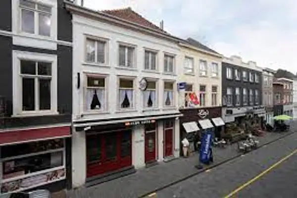 Foto #6 Studio Halstraat Breda