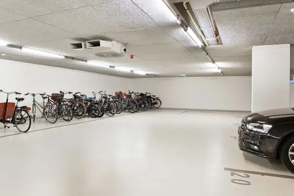 Foto #20 Appartement Valkenburgerstraat Amsterdam