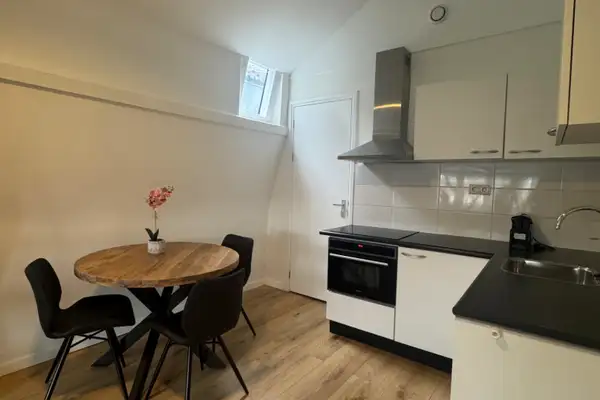 Foto #9 Huurwoning Middellandplein Rotterdam