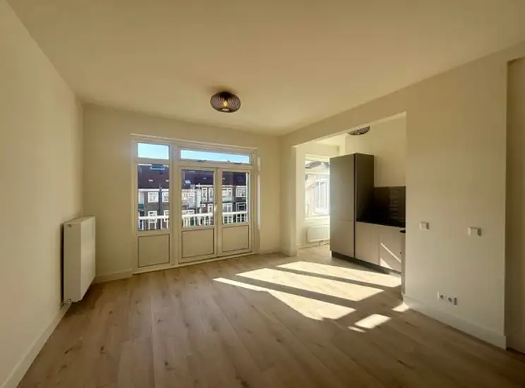 Foto #0 Appartement Mr. P.N. Arntzeniusweg Amsterdam